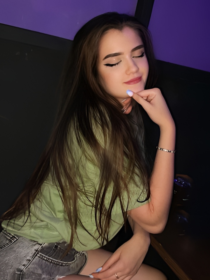 Белла привлекальеная девушка из Колпино цена от 5000 руб