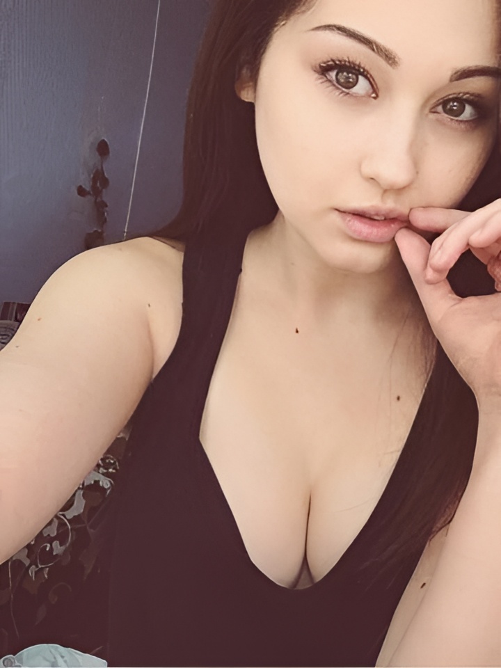 Нина привлекальеная девушка из Колпино цена от 2000 руб