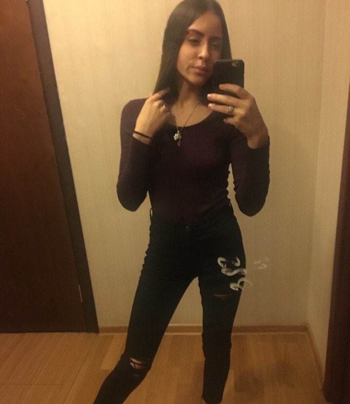 Инна привлекальеная девушка из Колпино цена от 3500 руб