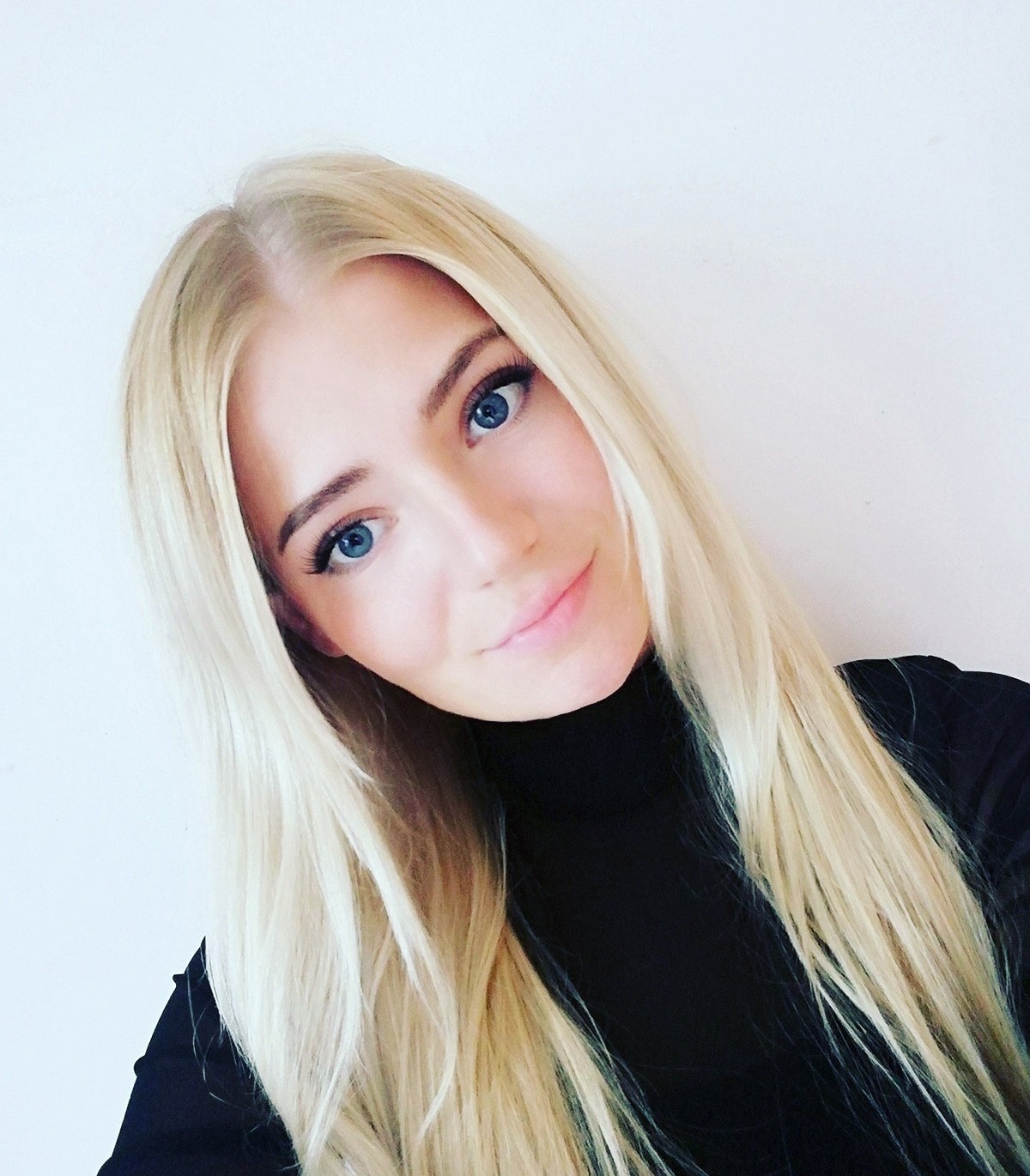 РАДА привлекальеная девушка из Колпино цена от 3000 руб