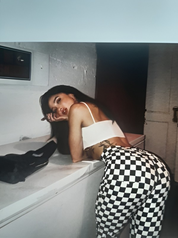 Снежана привлекательная девушка из Колпино цена от 4000 руб