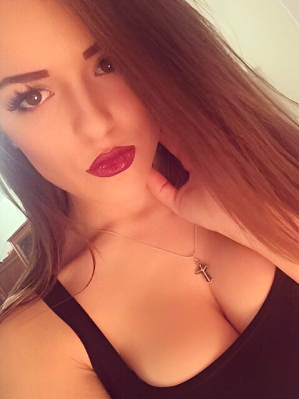 Татьяна привлекательная девушка из Колпино цена от 2500 руб