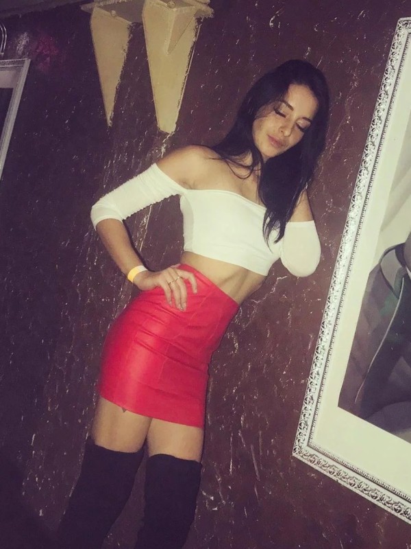 Тамара привлекательная девушка из Колпино цена от 3500 руб